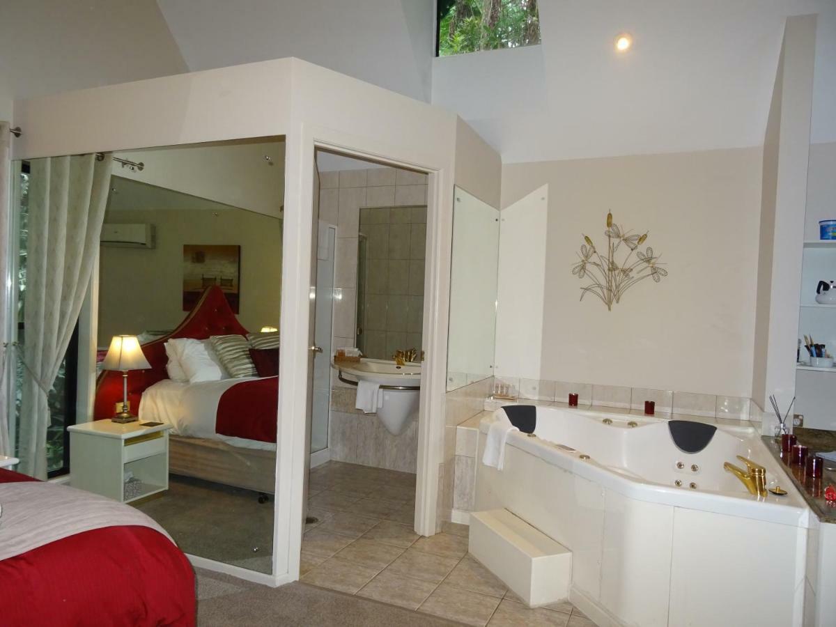 Tamborine Luxury Chalets Gold Coast Exterior photo